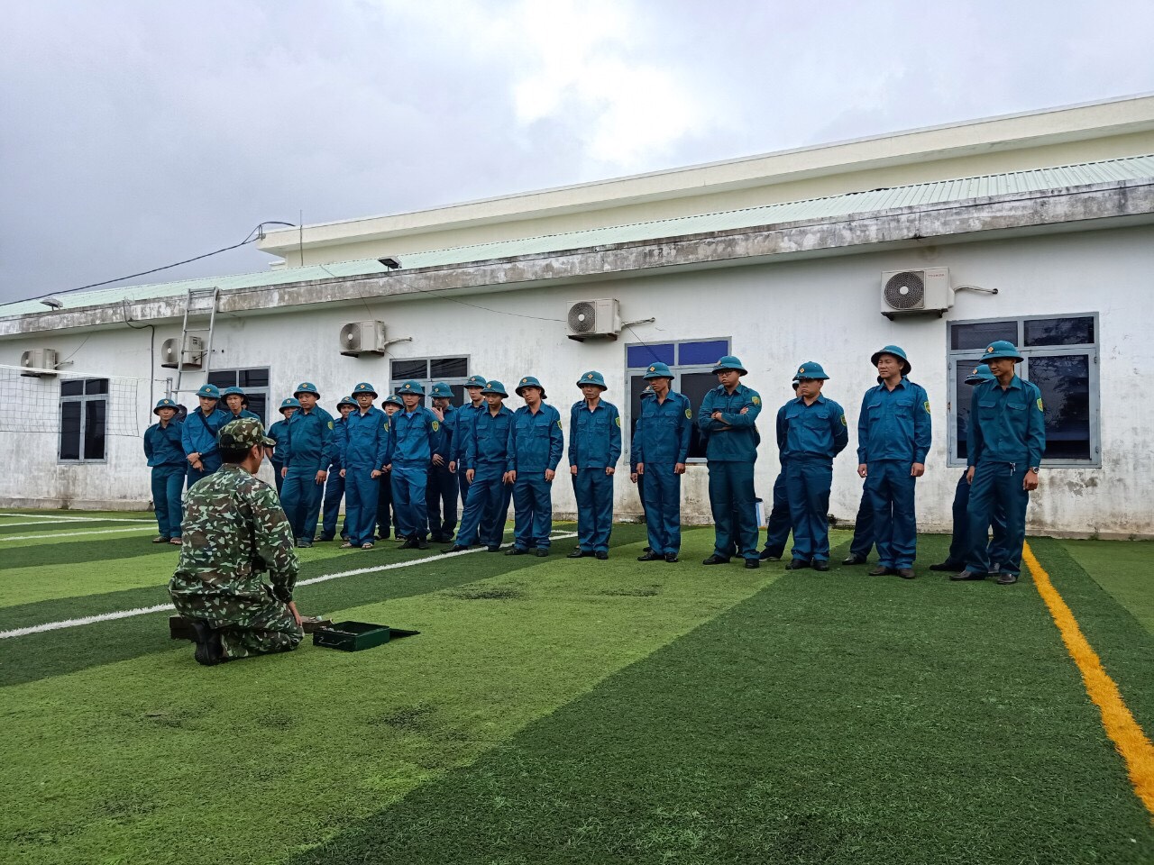 Thực tập nội dung sơ cấp cứu cơ bản và kỹ thuật chiến đấu bộ binh